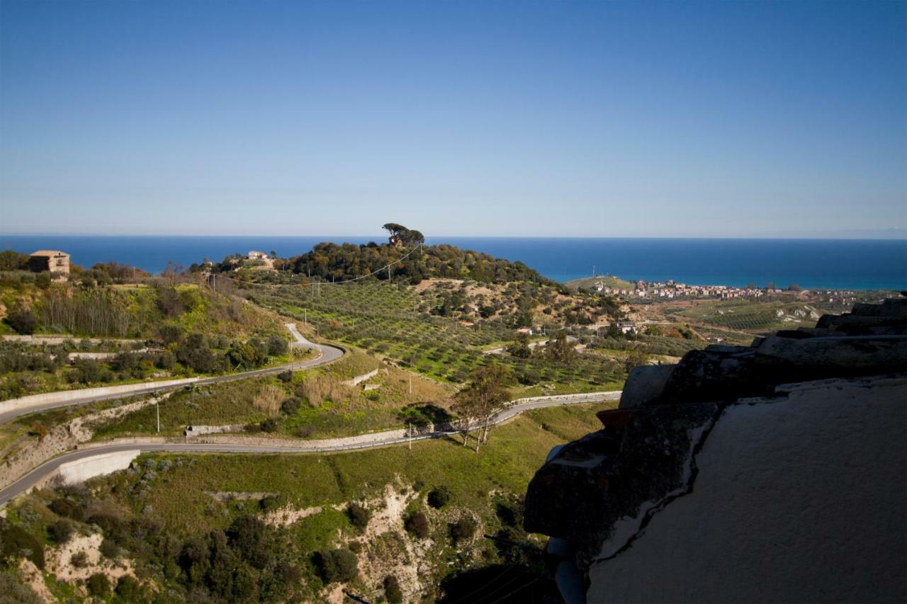 巴多拉托斯塔兹翁Casa Annunziata, Borgo E Mare A Badolato别墅 外观 照片
